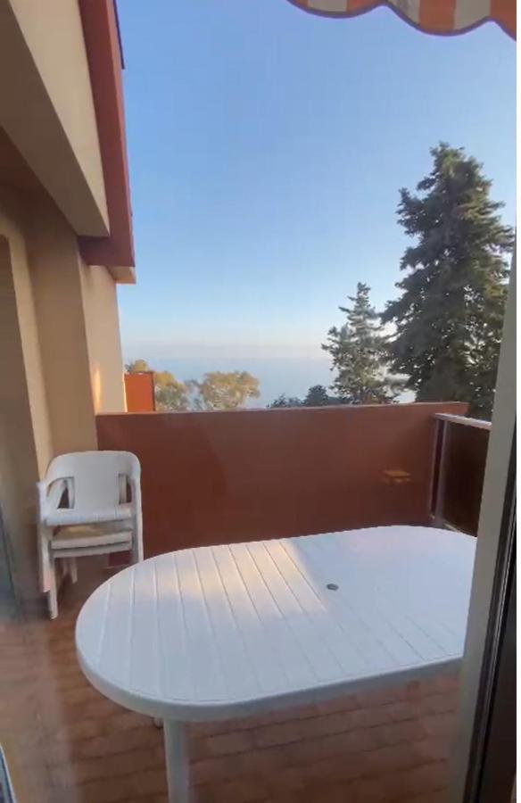 Aparthotel Le Golfe Bleu Roquebrune-Cap-Martin Exterior foto