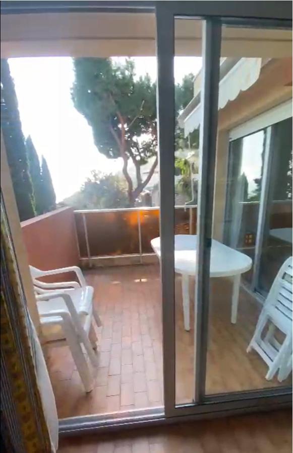 Aparthotel Le Golfe Bleu Roquebrune-Cap-Martin Exterior foto