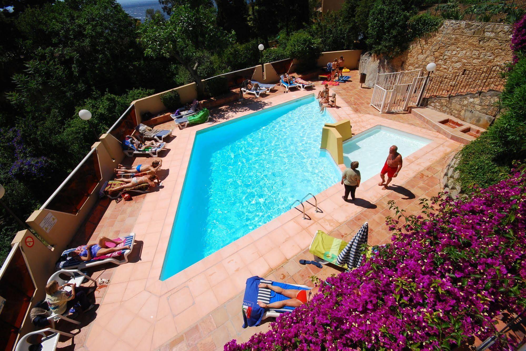 Aparthotel Le Golfe Bleu Roquebrune-Cap-Martin Exterior foto