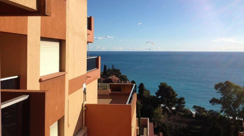 Aparthotel Le Golfe Bleu Roquebrune-Cap-Martin Exterior foto